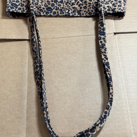 C'est La Vie Leopard Print Tote Bag - Picture 8 of 14